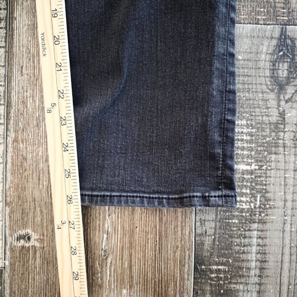 Kut From the Kloth Woman's Straight Leg Jeans Black 12p - Picture 9 of 9